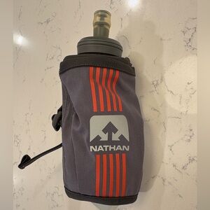 😀😀😀Nathan ExoDraw 2.0 Insulated 16oz handheld running water bottle.